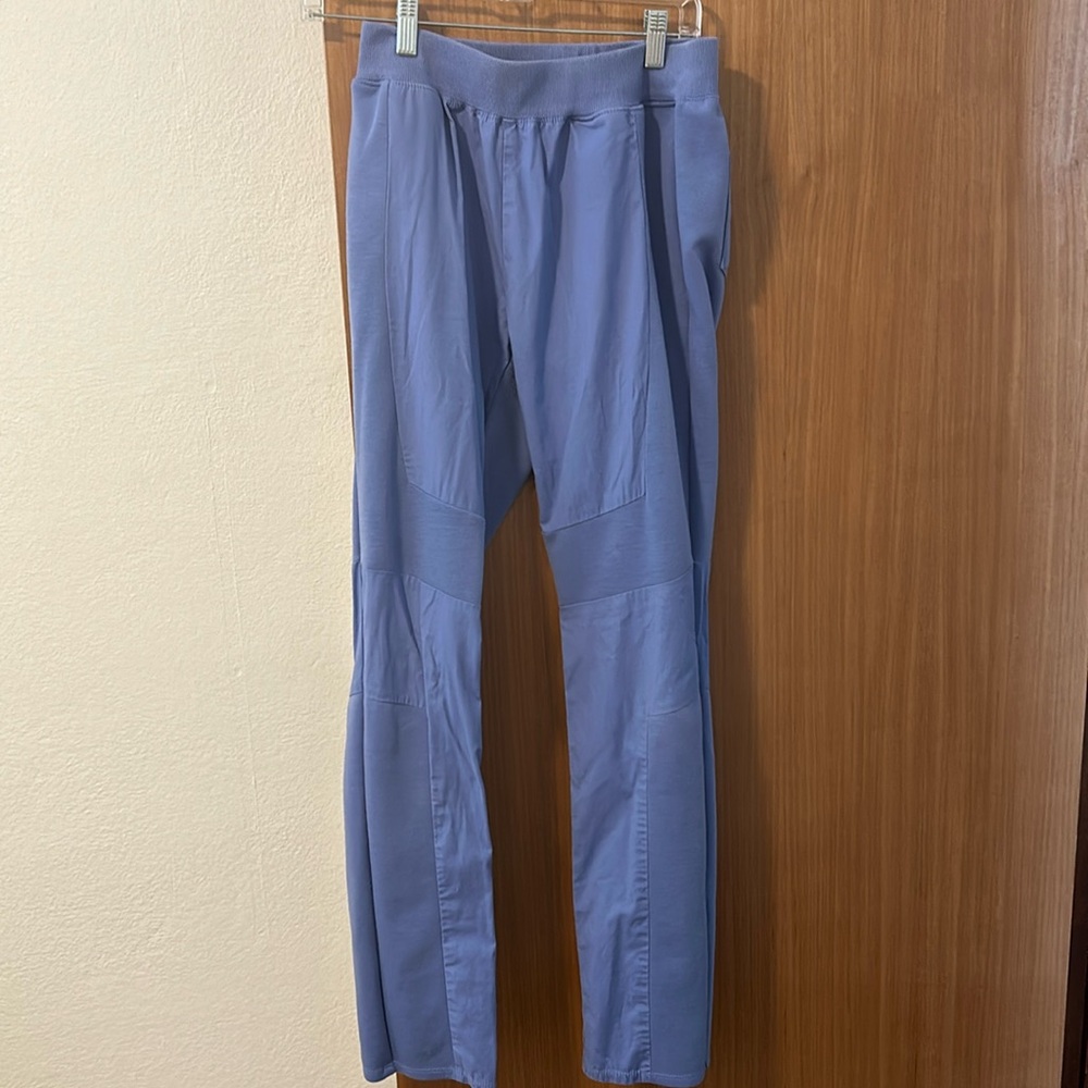 Jaanuu scrub pants